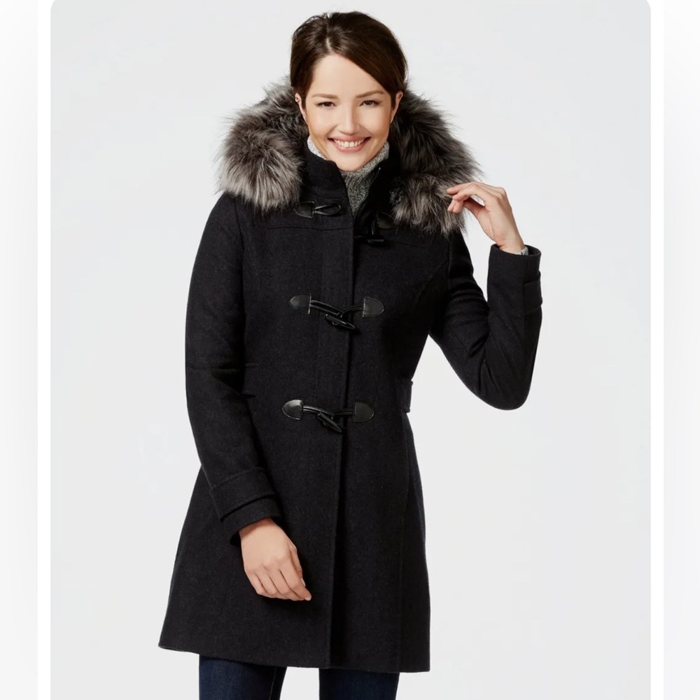 Nautica Black Wool Coat Toggle Buttons Size XS
Faux Fur Hood Fully Lined